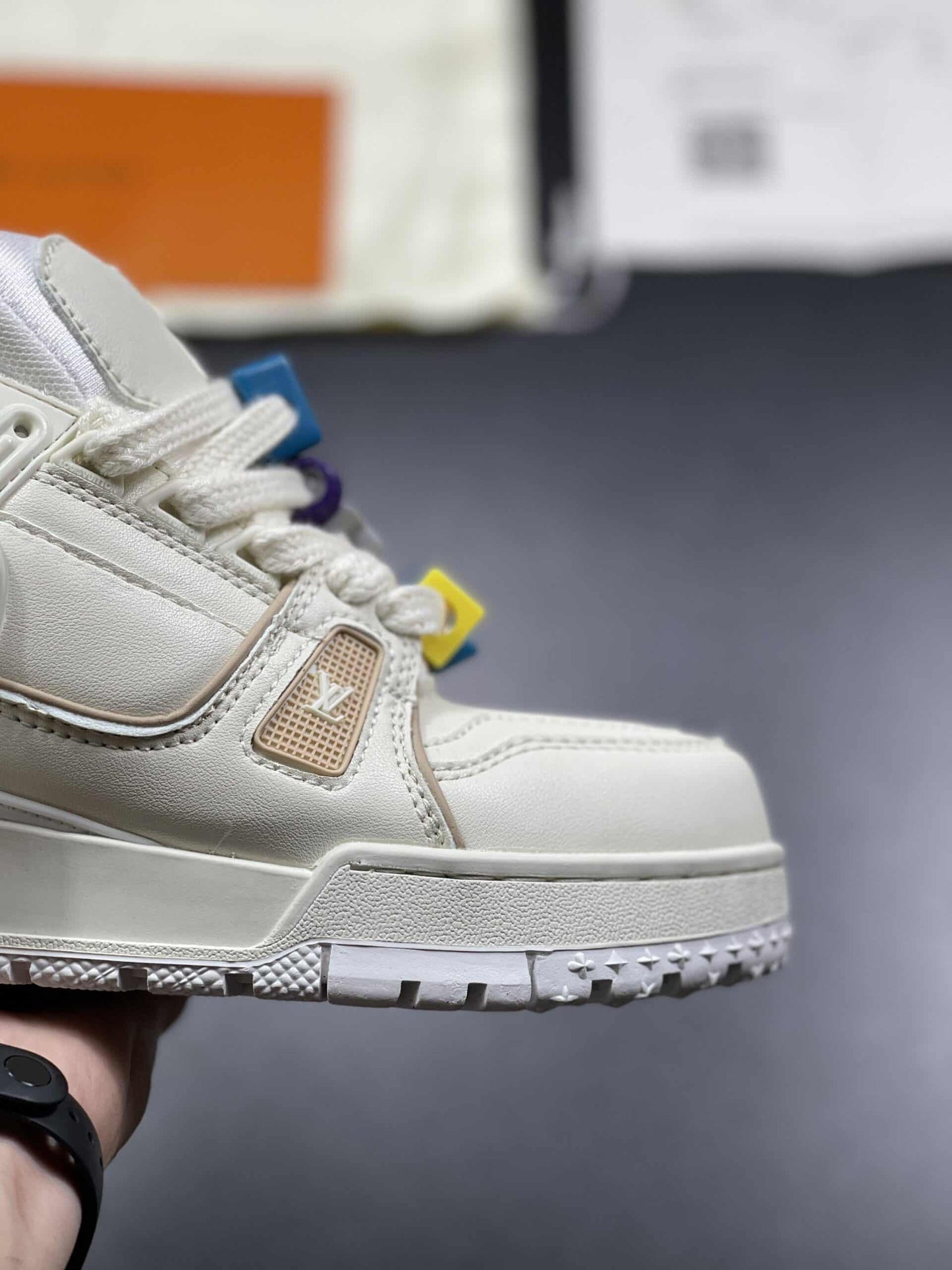 LV Trainer Maxi White