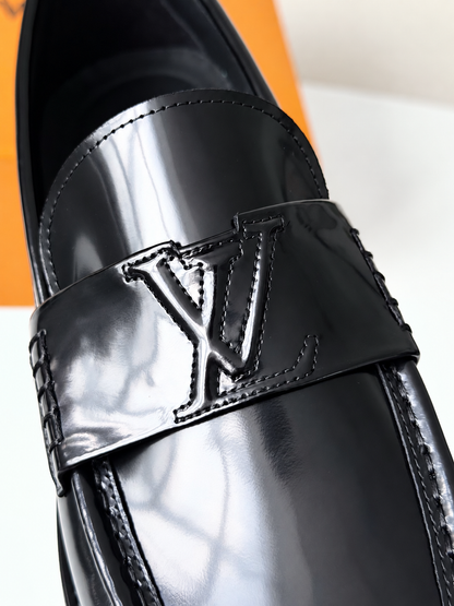 LV Major Loafer