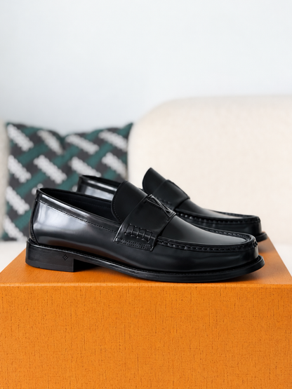 LV Major Loafer