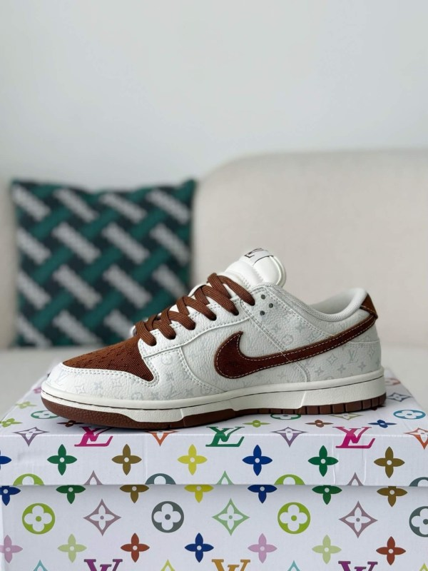 LV x Nike SB Dunk Low Brown/White Monogram Edition
